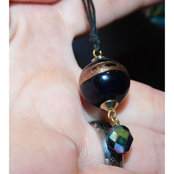 Simple Handmade Glass Bead Pendant Necklace - Picture 2 of 4